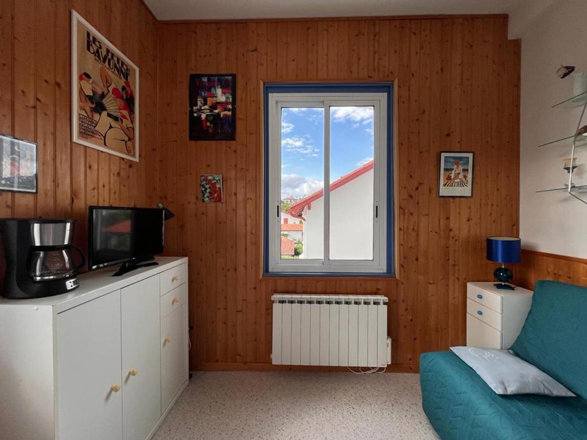 Appartement Calme Proche Plage Avec Parking Gratuit A Saint-Jean-De-Luz - Fr-1-239-804 Bagian luar foto