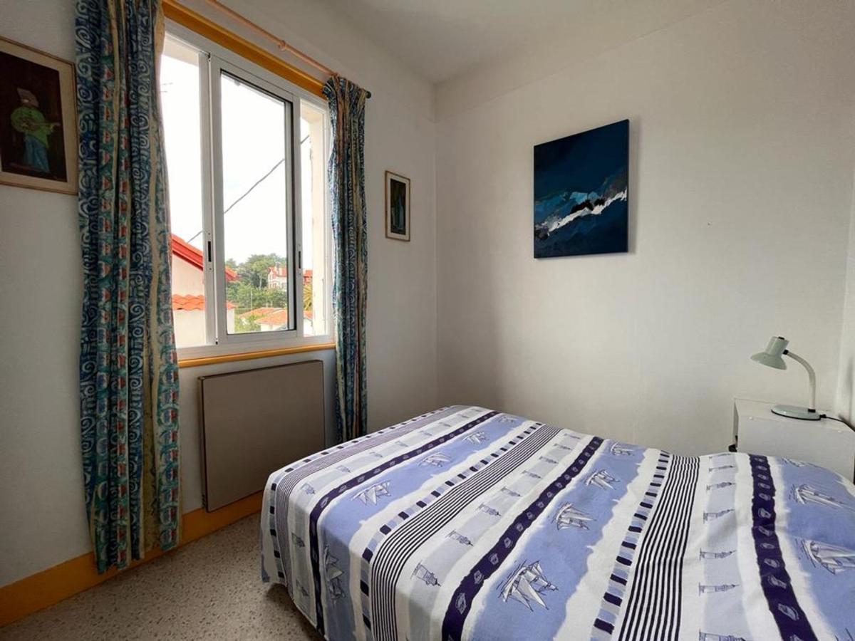 Appartement Calme Proche Plage Avec Parking Gratuit A Saint-Jean-De-Luz - Fr-1-239-804 Bagian luar foto